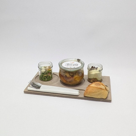 Poulet rôti et légumes anciens